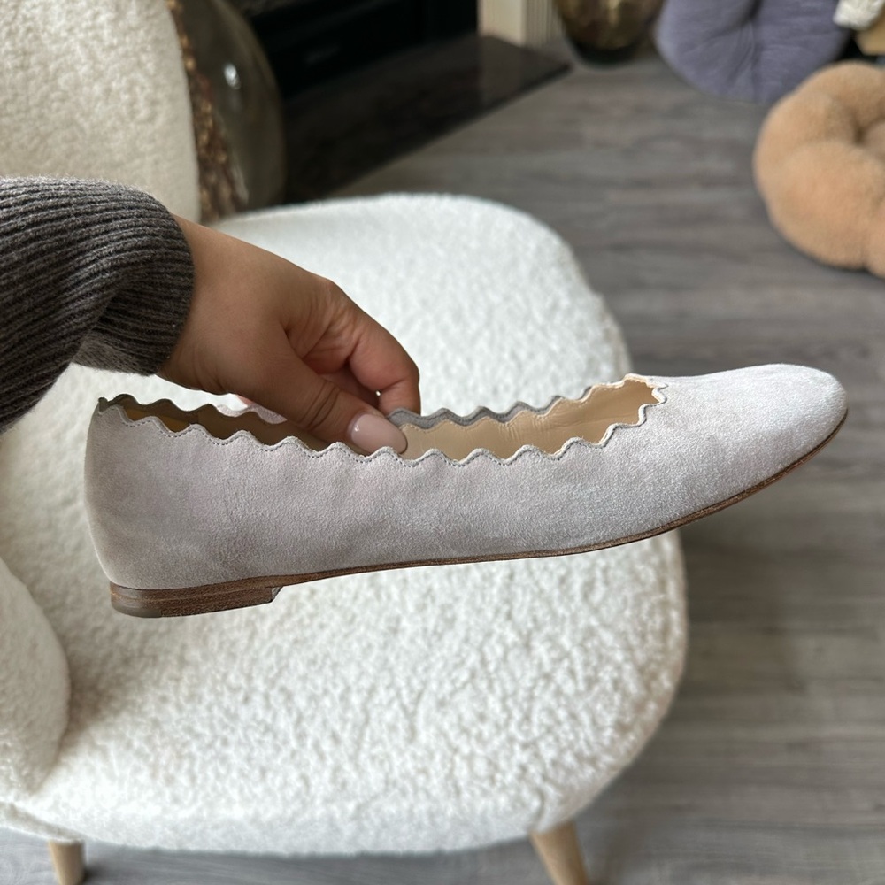 Chloe ballerina scallop flats